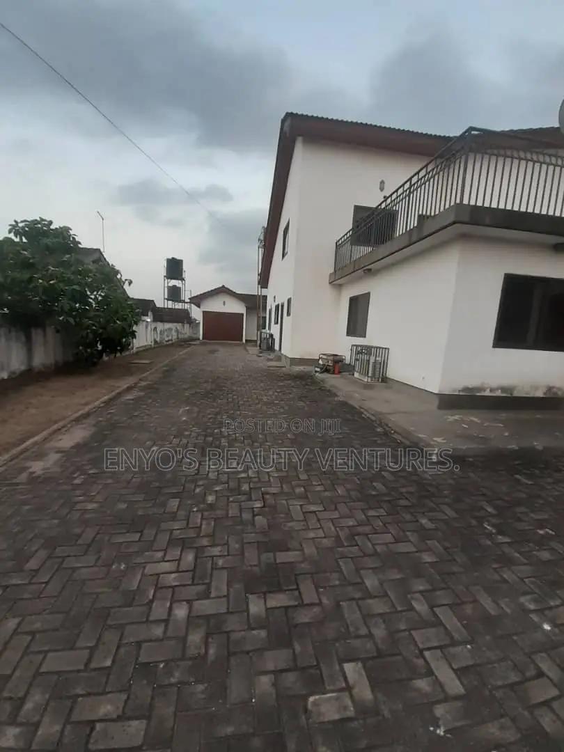 4bdrm House in Nthc Estate, Adenta for sale - 4 bedroom House in Greater Accra, Adenta, 29/09 - Sale