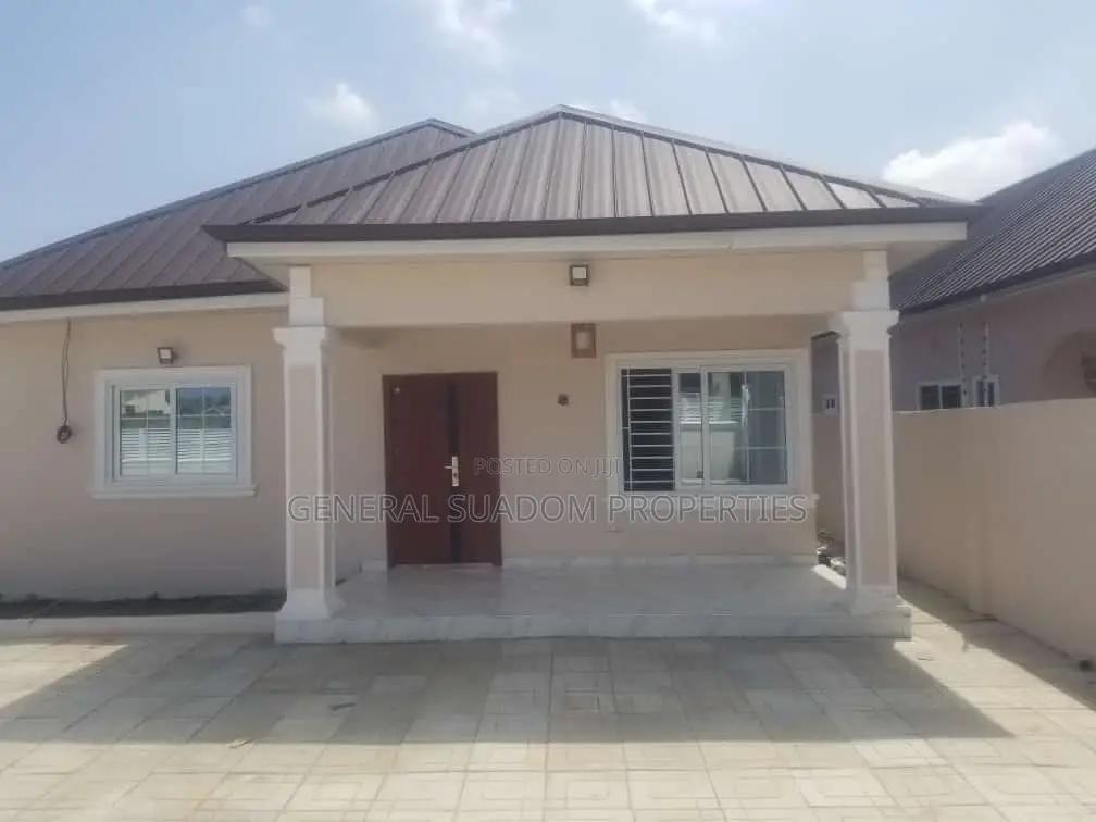 3bdrm House in Suadom Properties, Baatsona Total for rent - 3 bedroom House in Greater Accra, Spintex, Baatsona Total - Rent