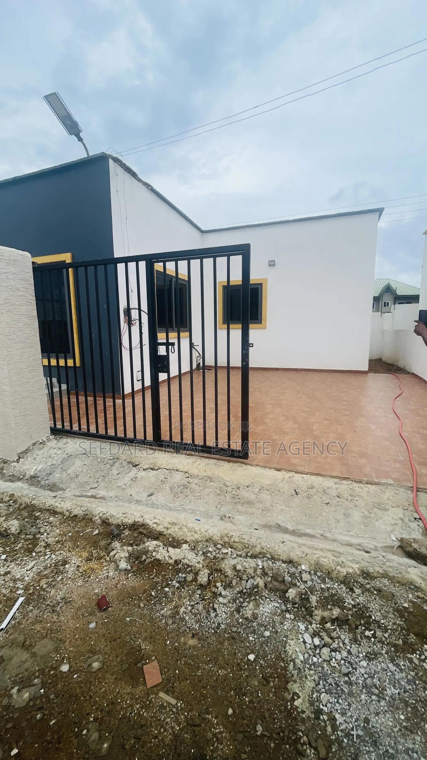 3bdrm House in Sefdard Properties, Amasaman for sale - 3 bedroom House in Greater Accra, Ga West Municipal, Amasaman - Sale
