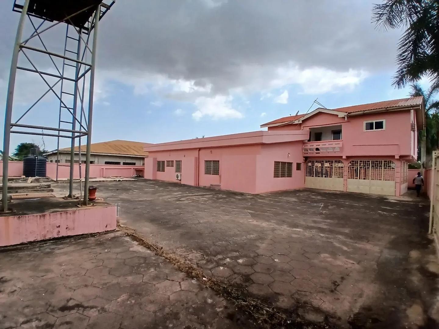 6bdrm Duplex in Fareham Melcolm, Frafraha for rent - 6 bedroom House in Greater Accra, Adenta, Frafraha - Rent