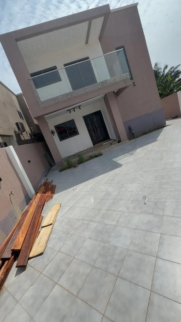 5bdrm House in Ashongman Estate, Police Station for sale - 5 bedroom House in Greater Accra, Ashomang Estate, Ashomang Estate Police Station, 13/10 - Sale