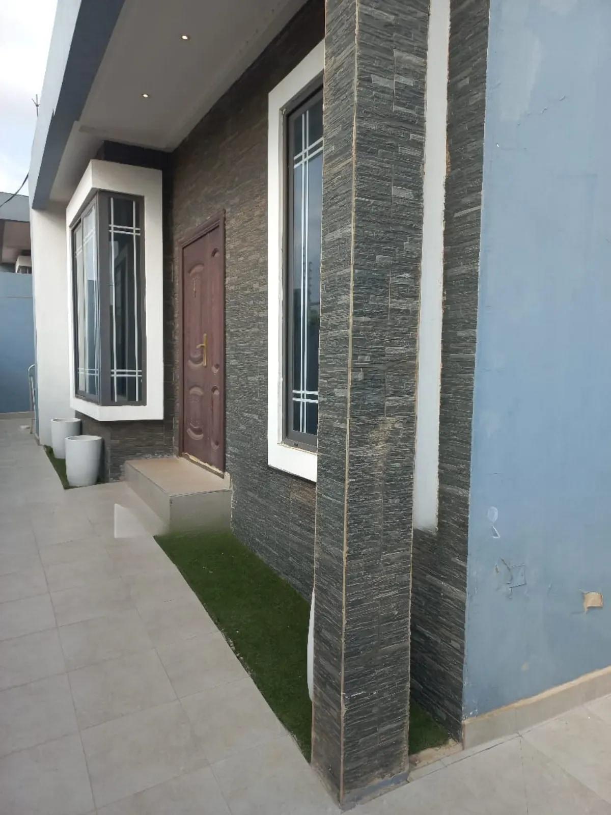 Furnished 2bdrm House in Lakeside Estate for rent - 2 bedroom House in Greater Accra, Ashaley Botwe, Lake Side Estate, 29/09 - Rent