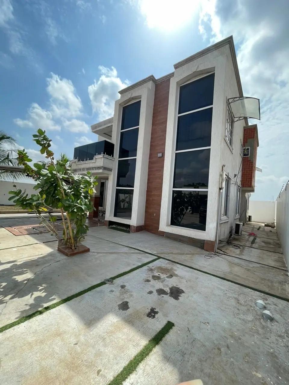 4bdrm Duplex in Xcellence Properties, East Legon for sale - 4 bedroom House in Greater Accra, East Legon - Sale