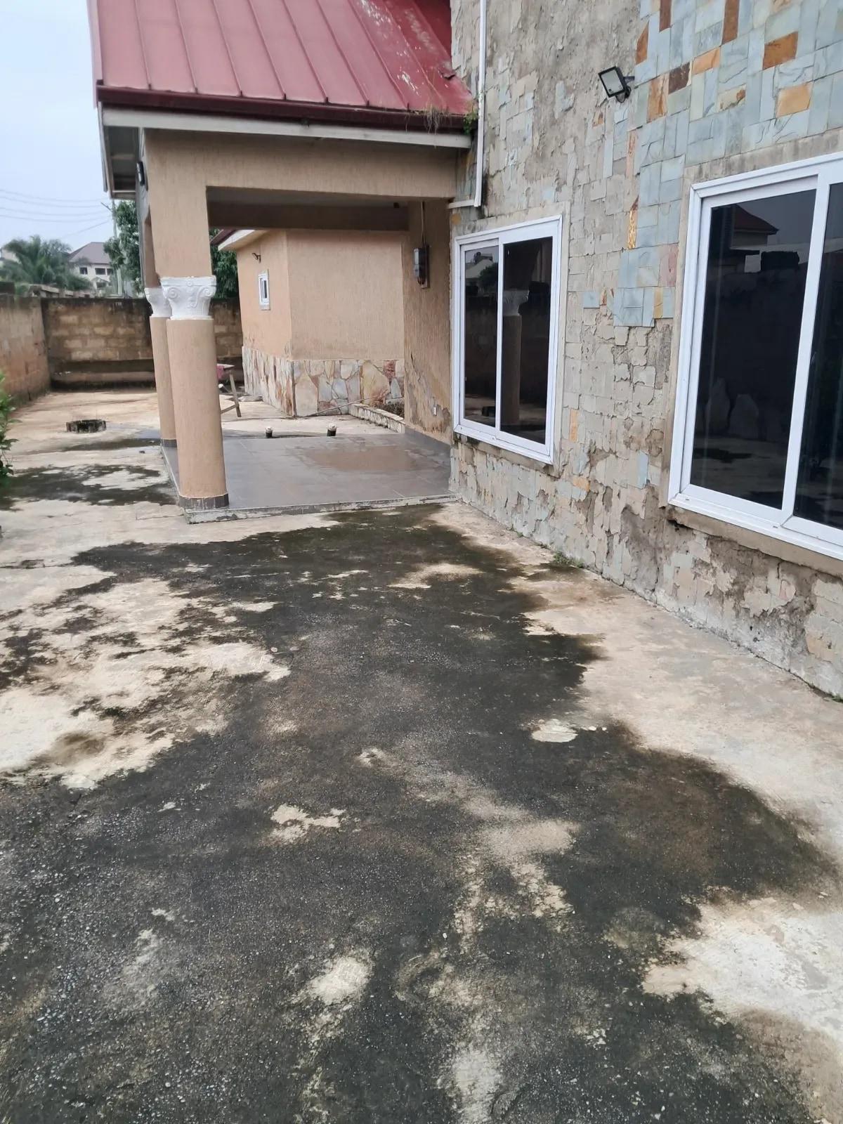 4bdrm House in Sapeiman, Amasaman for sale - 4 bedroom House in Greater Accra, Ga West Municipal, Amasaman - Sale
