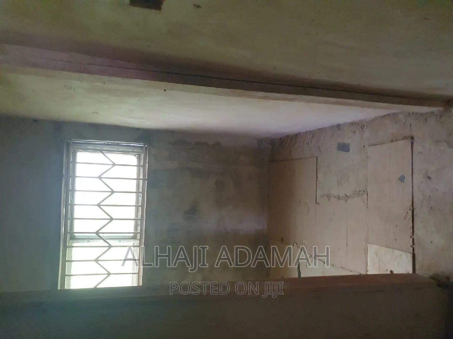 5bdrm Room & Parlour in Ahenema Kokoben, Kumasi Metropolitan for sale - 5 bedroom House in Ashanti, Kumasi Metropolitan - Sale