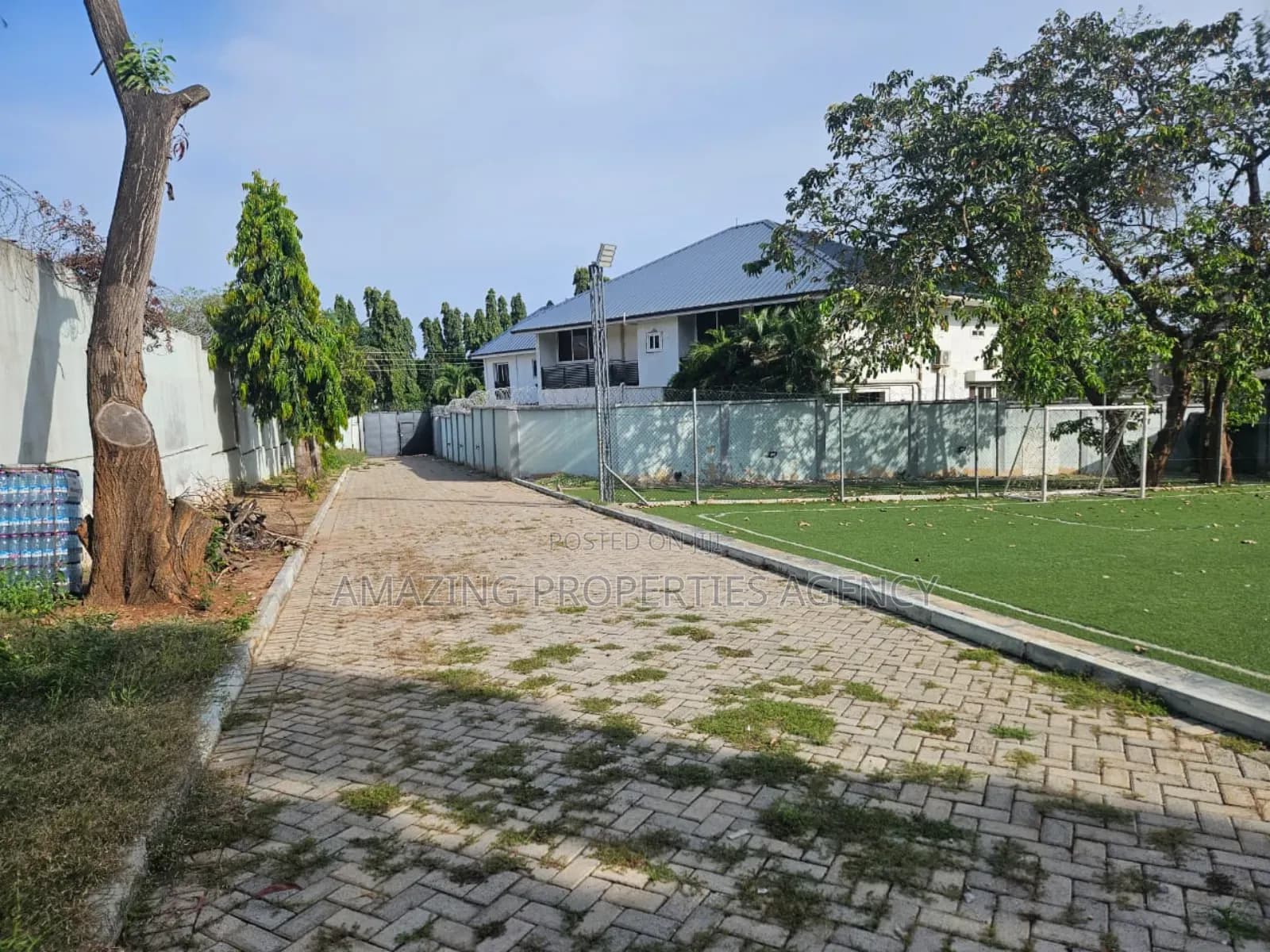0.75 Acre of Prime Land for Sale at Ringway Estate - Land in Greater Accra, Ridge - Sale