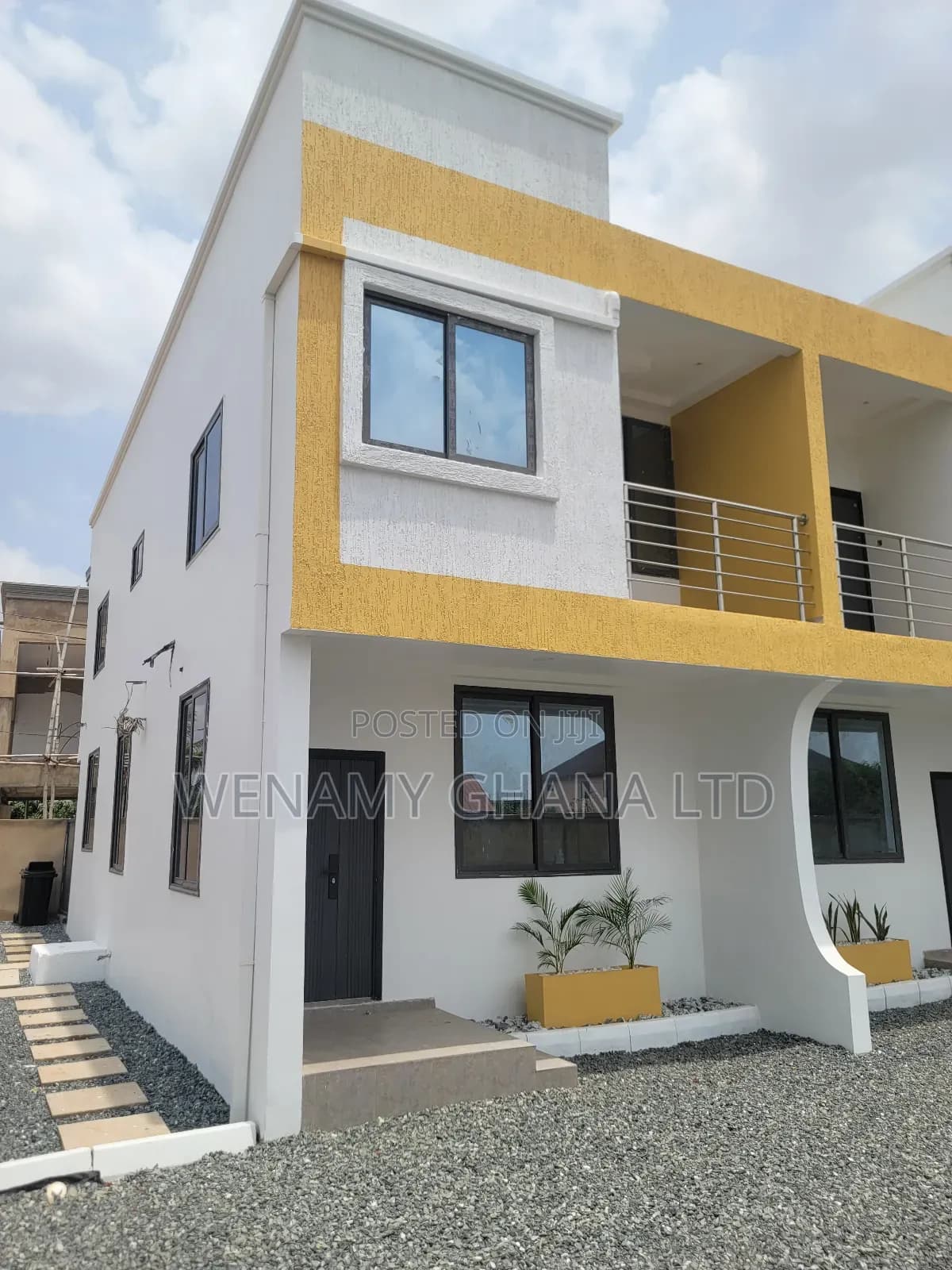 2bdrm Townhouse/Terrace in Community 25, Tema Metropolitan for sale - 2 bedroom House in Greater Accra, Tema Metropolitan - Sale