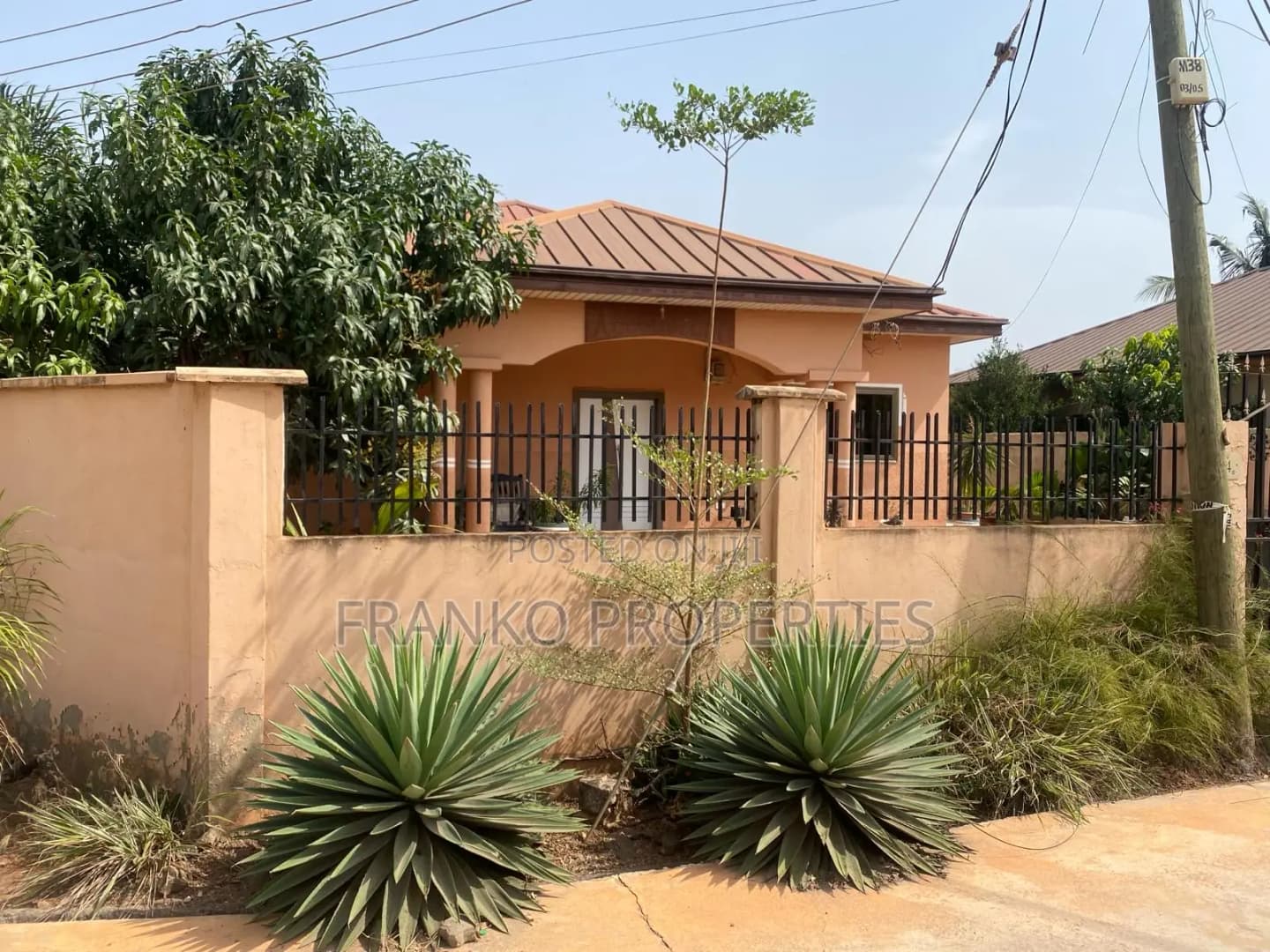 3bdrm House in Franko Propertied, School Junction for sale - 3 bedroom House in Greater Accra, Ashaley Botwe, Ashaley Botwe School Junction - Sale