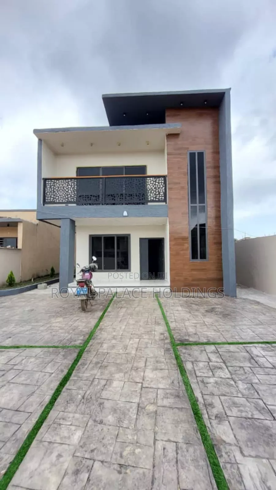 3bdrm House in Bortianor for sale - 3 bedroom House in Greater Accra, Weija, Bortiano - Sale