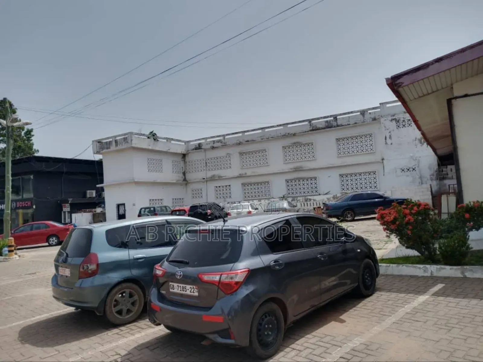 Office Space for Sale on 1 Acre of Land at Airport Residential - Commercial in Greater Accra, Airport Residential Area - Sale