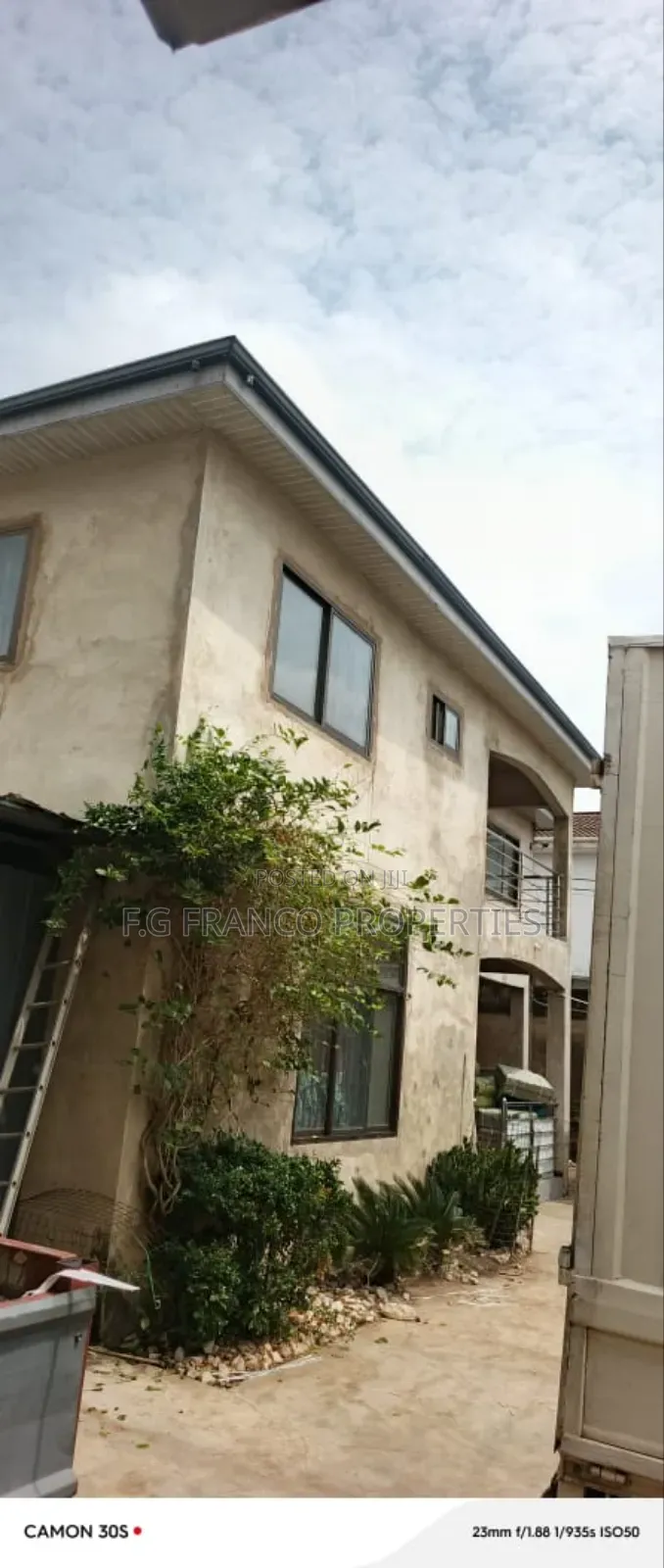 Warehouse With 4 Bedroom House for Sale at East Airport - 4 bedroom Commercial in Greater Accra, Spintex - Sale