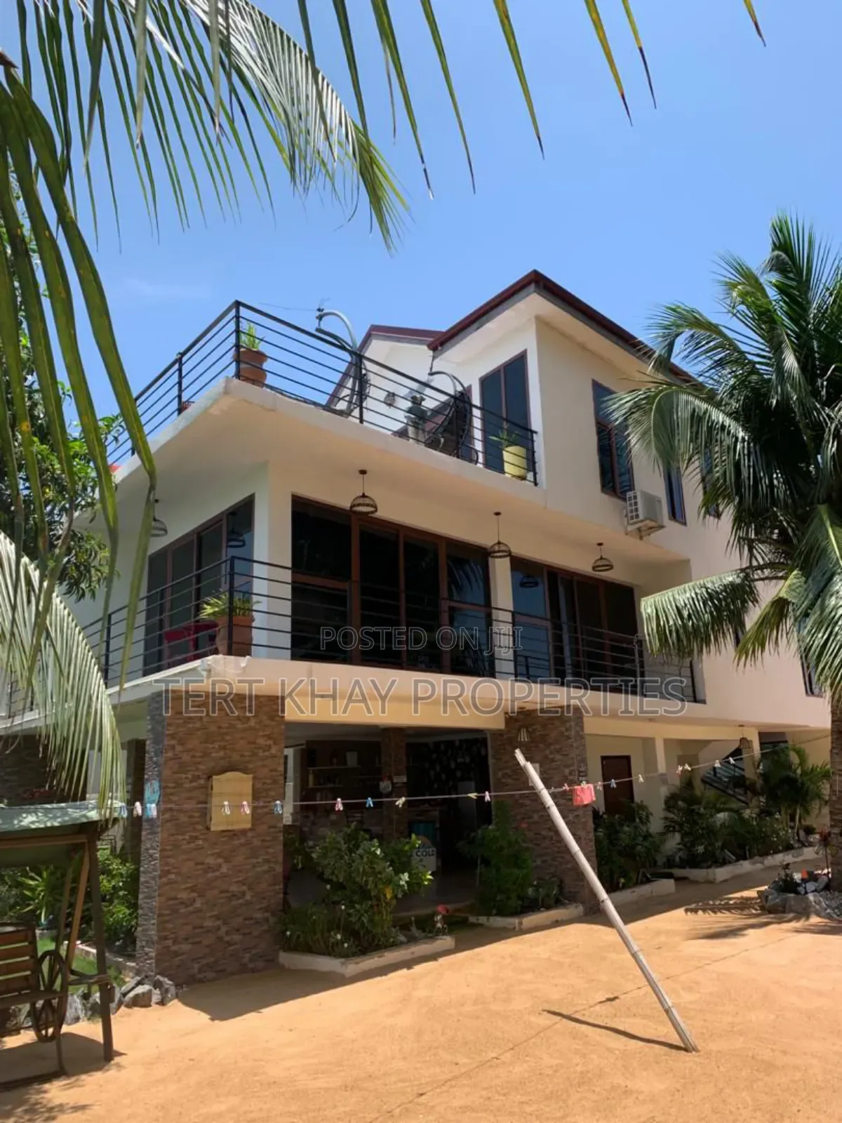 12 Bedrooms On 4 Plots Of Land For Sale At Ada - 12 bedroom Commercial in Greater Accra, Tema Metropolitan - Sale