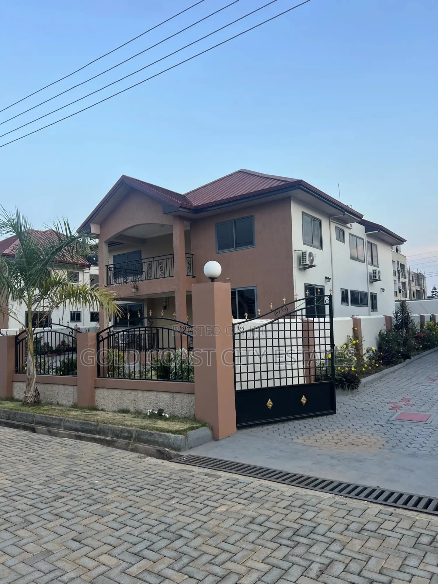 Furnished 4bdrm House in Oyarifa for sale - 4 bedroom House in Greater Accra, Oyarifa - Sale