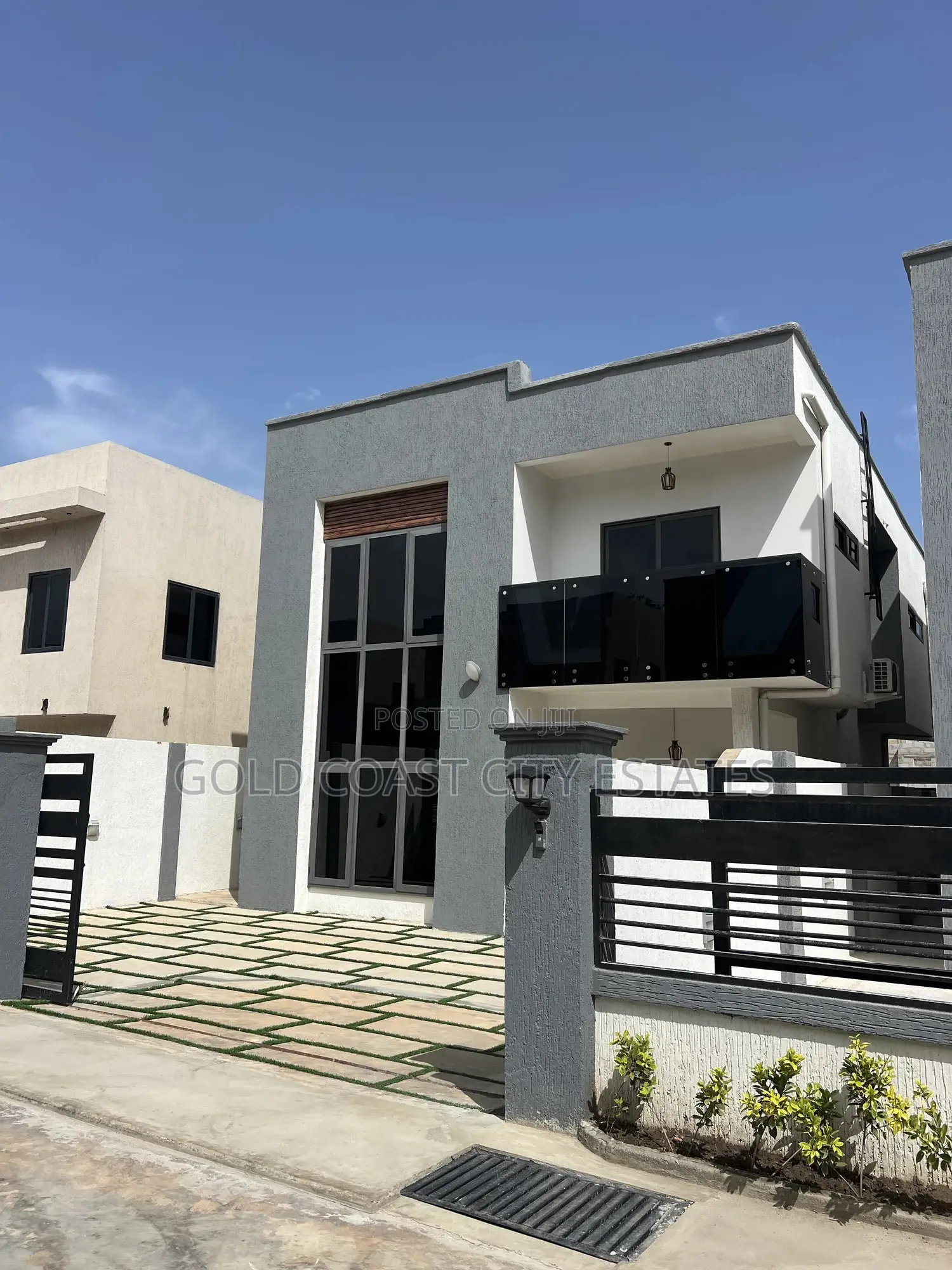 4bdrm House in Airport Residential Area for sale - 4 bedroom House in Greater Accra, Airport Residential Area - Sale