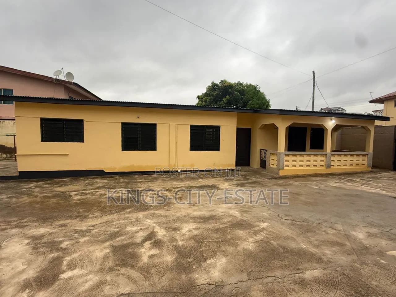 2bdrm Apartment in Awoshie Onyinase, Last Stop for rent - 2 bedroom Apartment in Greater Accra, Awoshie, Awoshie Last Stop - Rent