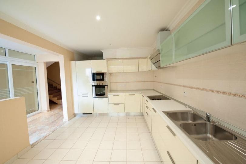 5 bedroom townhouse for rent at Ridge - 5 bedroom House in Ridge - Rent