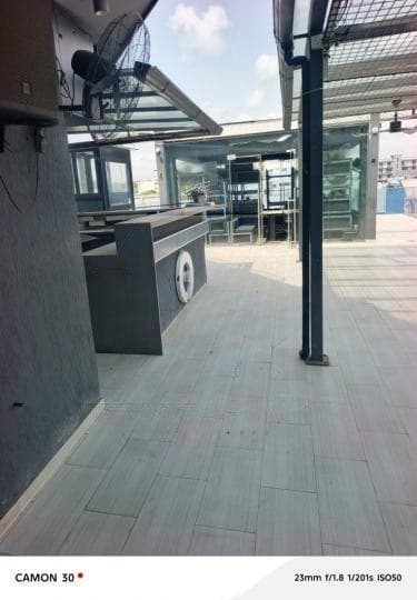 3 room commercial space for rent at OSU - 3 bedroom Commercial in OSU - Rent