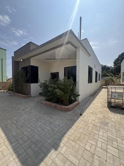 3 bedroom townhouse for sale at Frafraha - 3 bedroom House in Frafraha - Sale