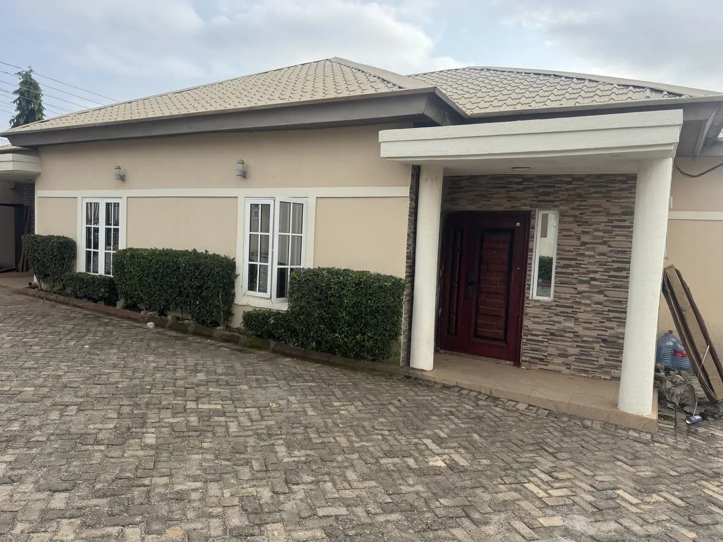 1bdrm House in Kboat Junction, Dome for sale - 1 bedroom House in Greater Accra, Dome - Sale