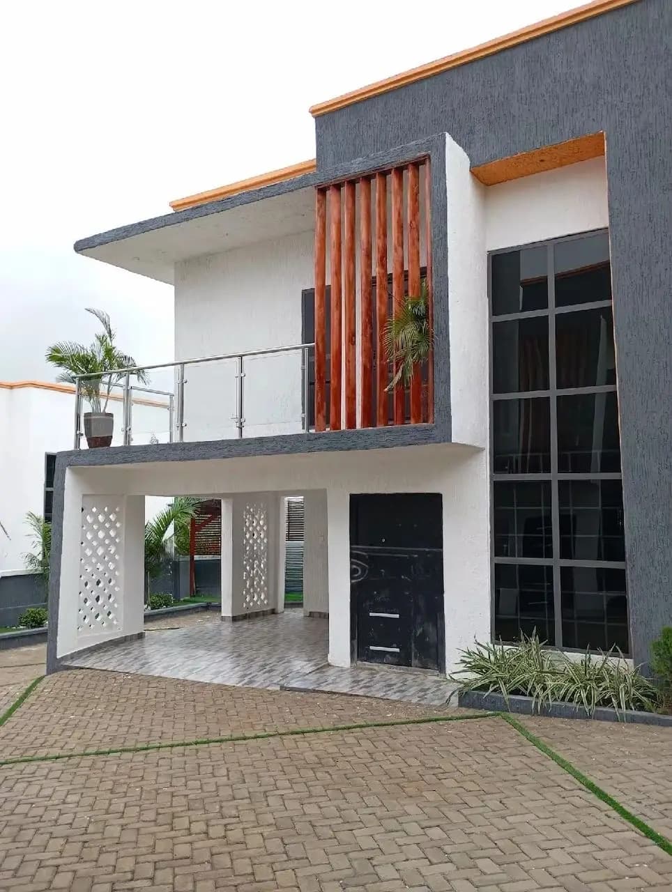 3bdrm House in Mr Dennis Estates, Bortiano for sale - 3 bedroom House in Greater Accra, Weija, Bortiano - Sale