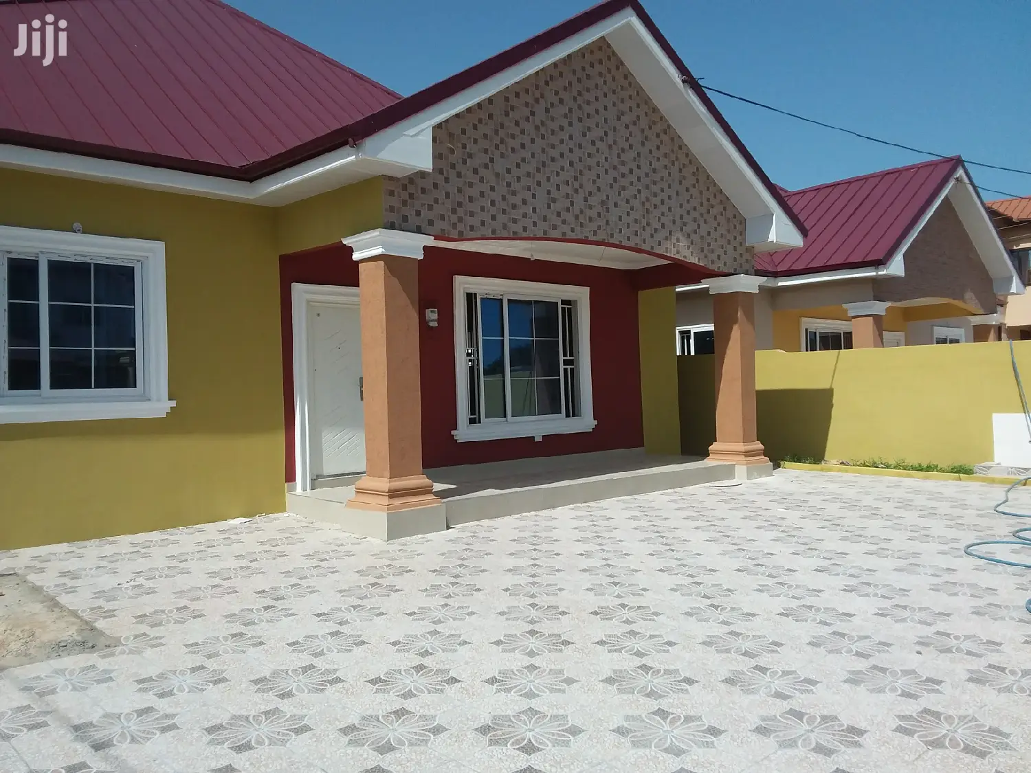 3bdrm House in Bronko Housing, Accra Metropolitan for rent - 3 bedroom House in Greater Accra, Accra Metropolitan - Rent