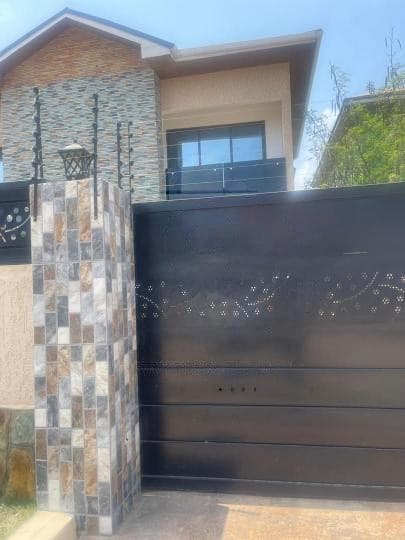 3 bedroom house for rent at Spintex Baatsona - 3 bedroom House in Spintex Baatsona - Rent