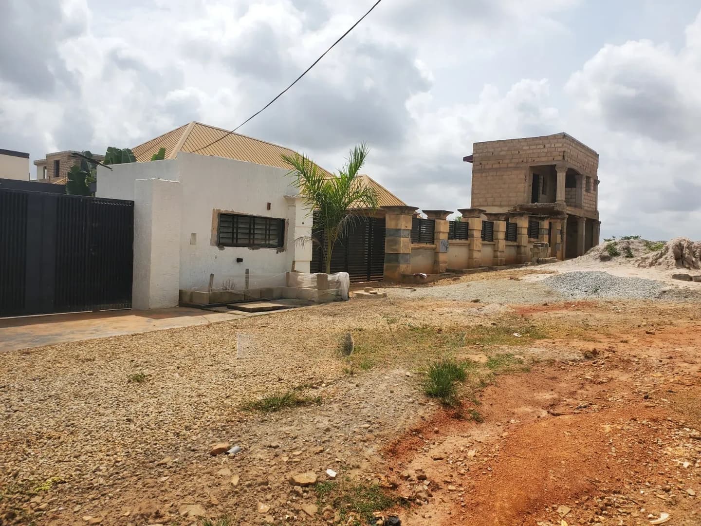 9bdrm House in Kumasi Metropolitan for sale - 9 bedroom House in Ashanti, Kumasi Metropolitan, 18/08 - Sale