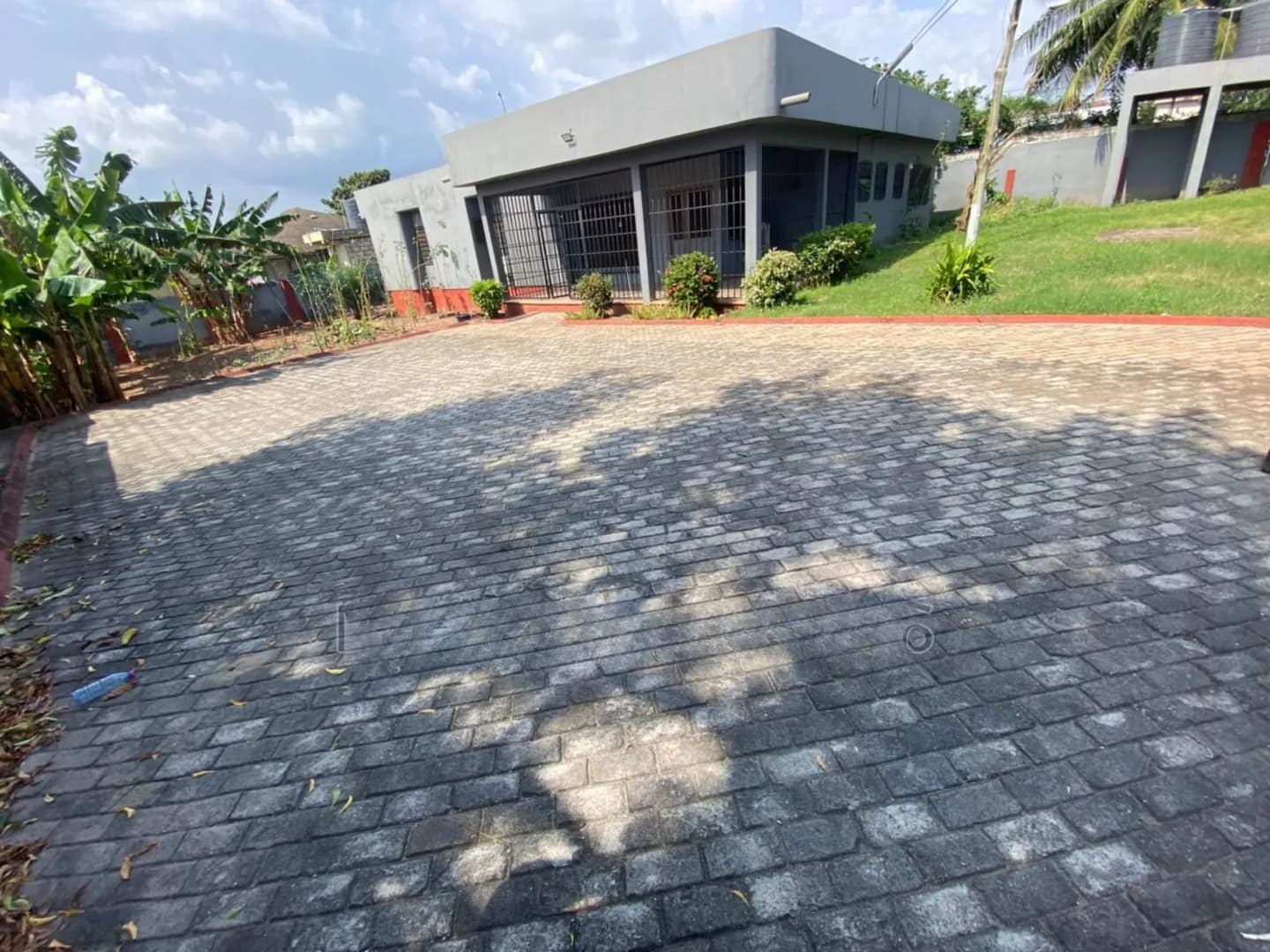 4bdrm House in Madev Realty, Tantra Hills for sale - 4 bedroom House in Greater Accra, Tantra Hills - Sale