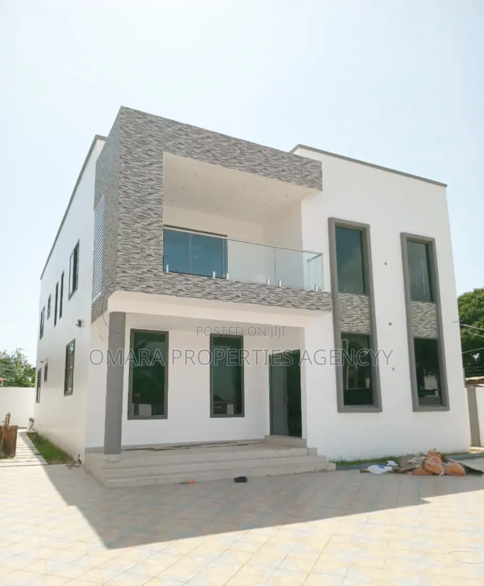 3bdrm House in Barrier for rent - 3 bedroom House in Greater Accra, Adenta, Barrier / Adenta - Rent