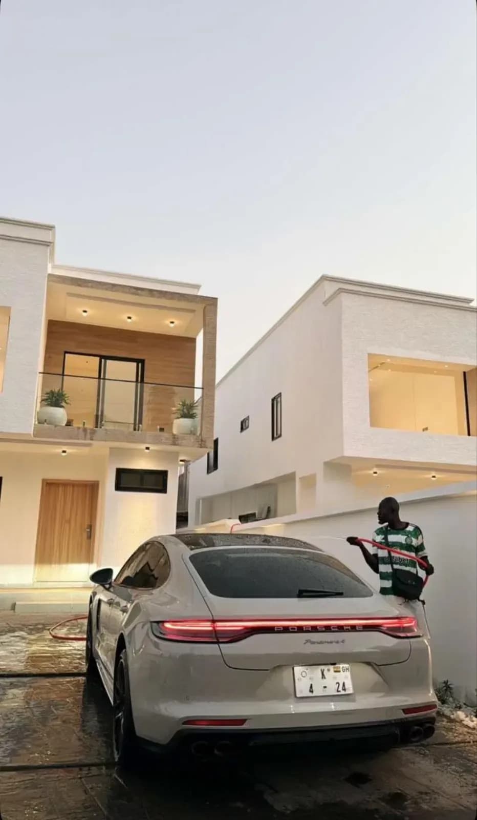 Furnished 4bdrm Duplex in B2 Properties Agency, Accra Metropolitan - 4 bedroom House in Greater Accra, Accra Metropolitan - Sale