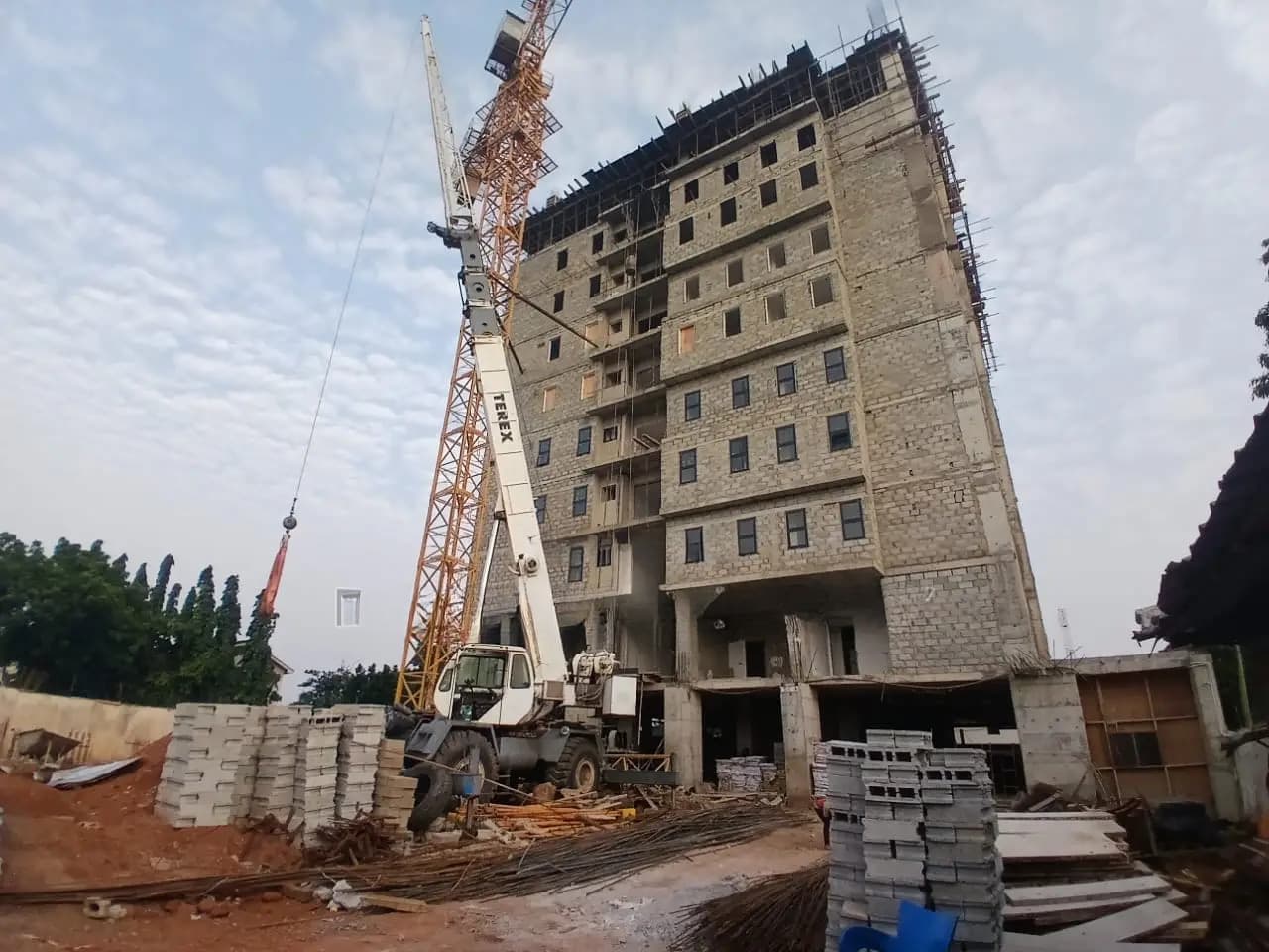 1bdrm Apartment in North Legon, Accra Metropolitan for sale - 1 bedroom Apartment in Greater Accra, Accra Metropolitan - Sale