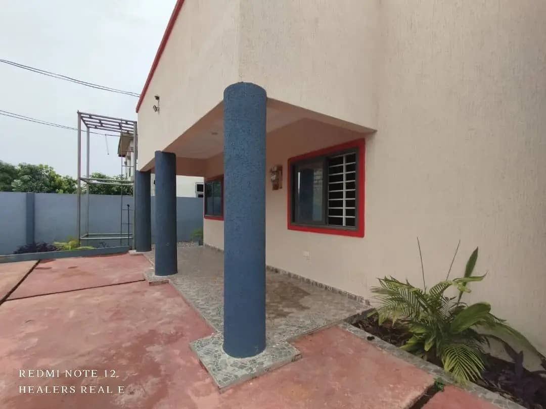 3bdrm House in New Legon Adenta, Accra Metropolitan for sale - 3 bedroom House in Greater Accra, Accra Metropolitan - Sale