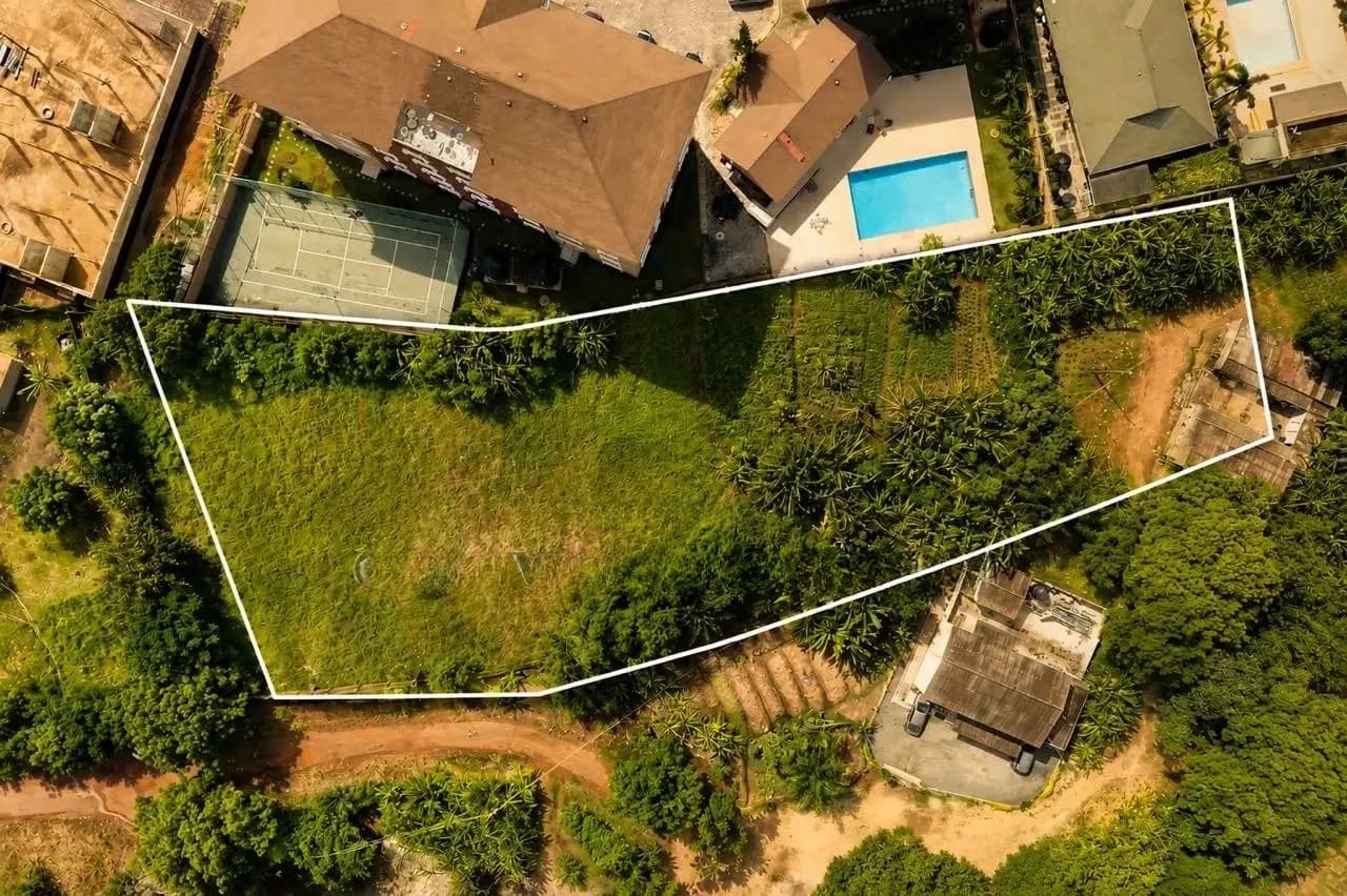 Prime 1 Acre Land – Airport Residential, Accra - Land in Greater Accra, Airport Residential Area - Sale