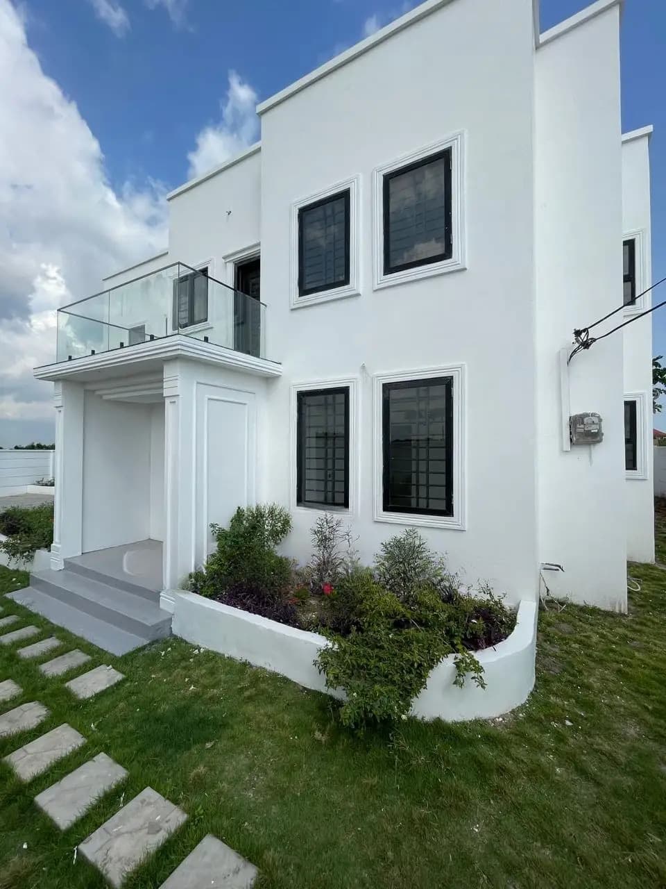 Furnished 5bdrm Duplex in Pleasant Properties, East Legon for sale - 5 bedroom House in Greater Accra, East Legon - Sale
