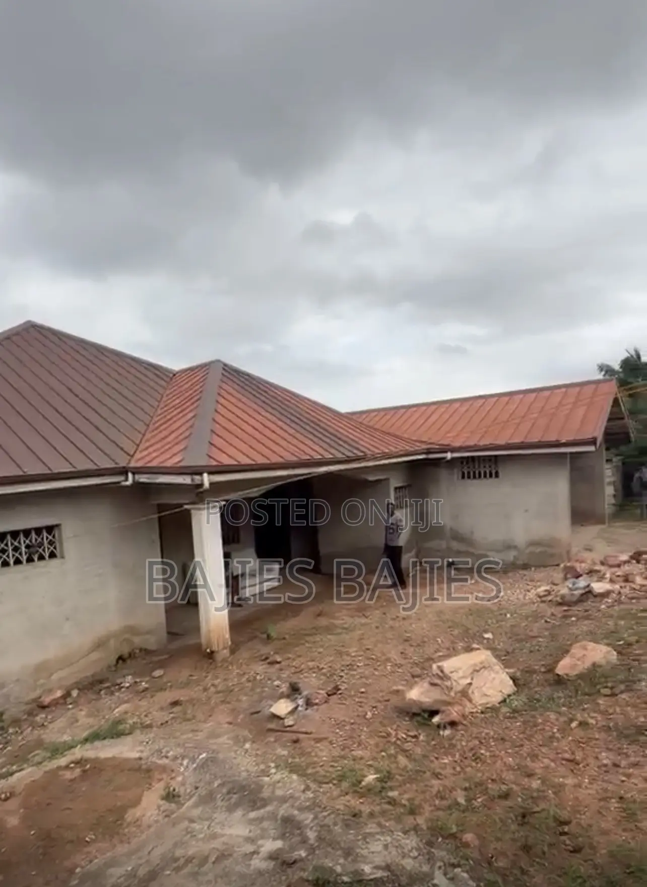 6bdrm House in Zero for sale - 6 bedroom House in Greater Accra, Gbawe, Zero / Gbawe, 08/09 - Sale