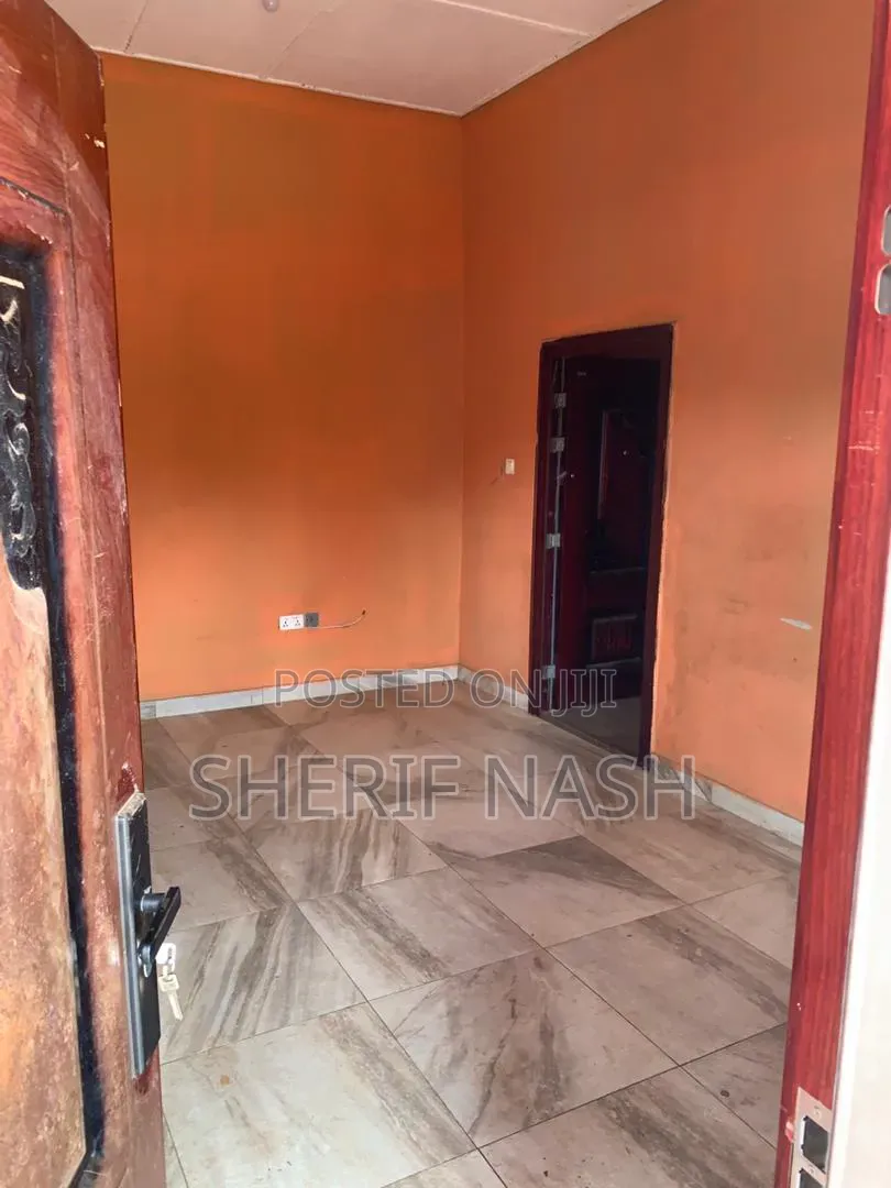 2bdrm Apartment in Ashiyie Fullani, Accra Metropolitan for rent - 2 bedroom Apartment in Greater Accra, Accra Metropolitan - Rent