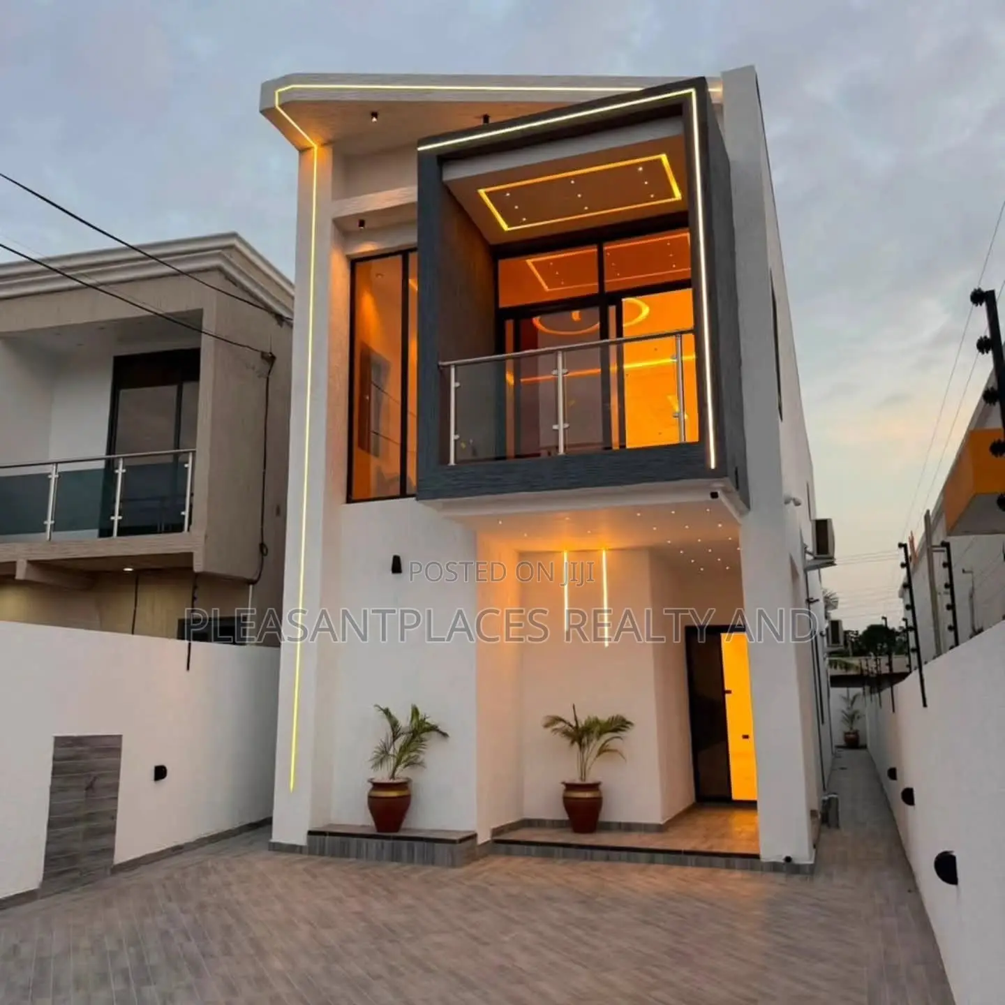 3bdrm House in Pleasantplaces And, Lake Side Estate for sale - 3 bedroom House in Greater Accra, Ashaley Botwe, Lake Side Estate - Sale