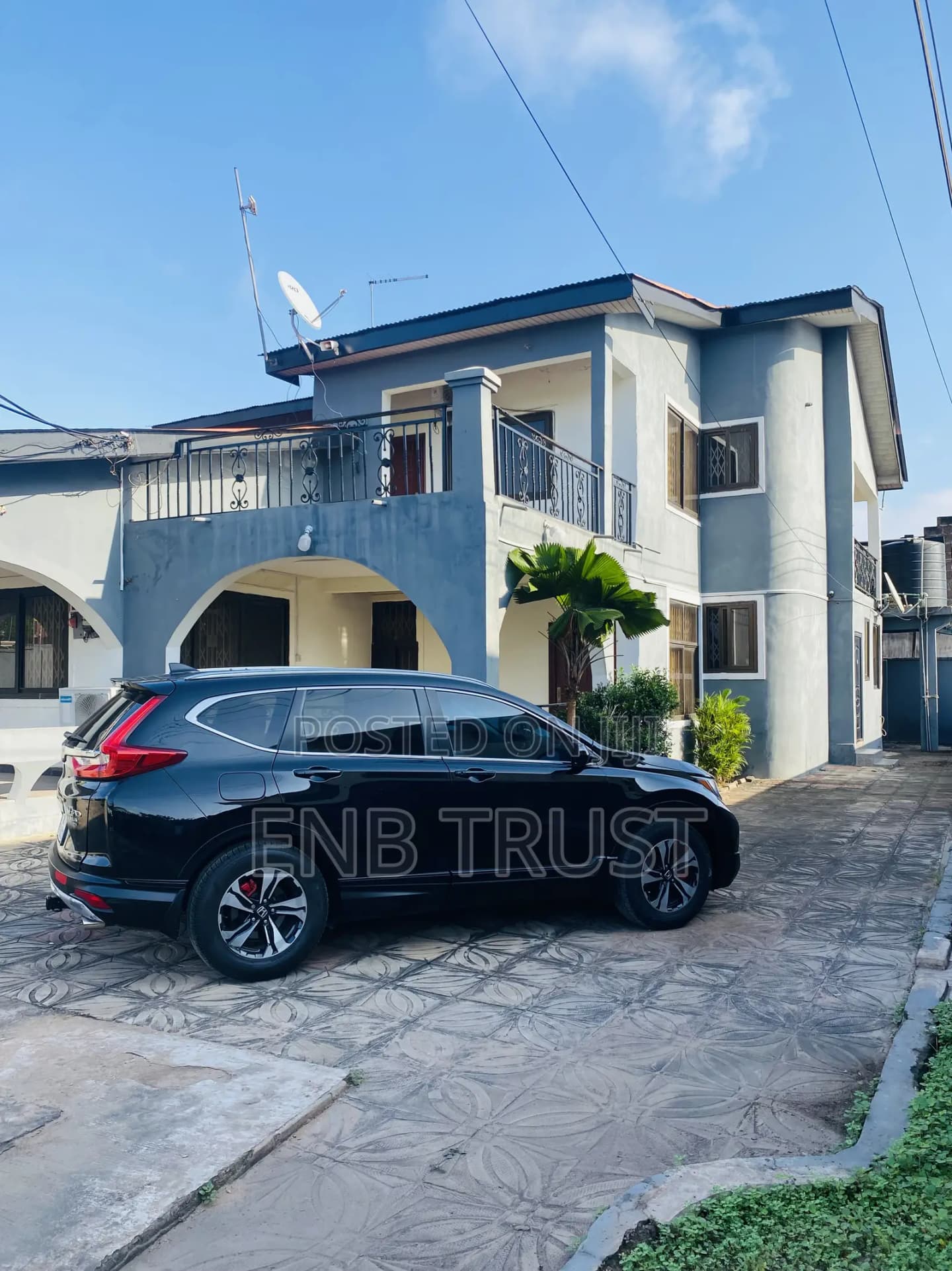 6bdrm Duplex in Cfc Estate for sale - 6 bedroom House in Greater Accra, Dome, CFC Estates - Sale