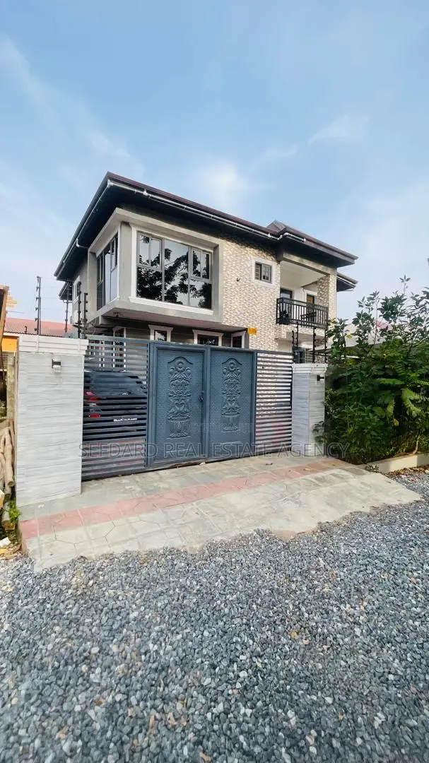 4bdrm Duplex in Sefdard Properties, Amasaman for sale - 4 bedroom House in Greater Accra, Ga West Municipal, Amasaman - Sale