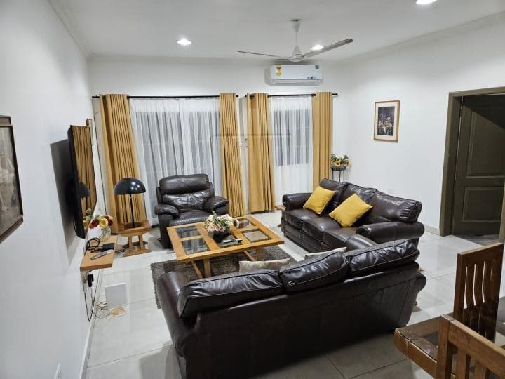 4 bedroom furnished apartment for rent at East Legon near the AnC Mall - 4 bedroom Apartment in East Legon near the AnC Mall - Rent