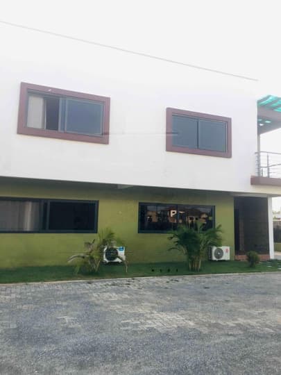 3 bedroom townhouse for rent at East legon adringanor caterpillar junction - 3 bedroom House in East legon adringanor caterpillar junction - Rent