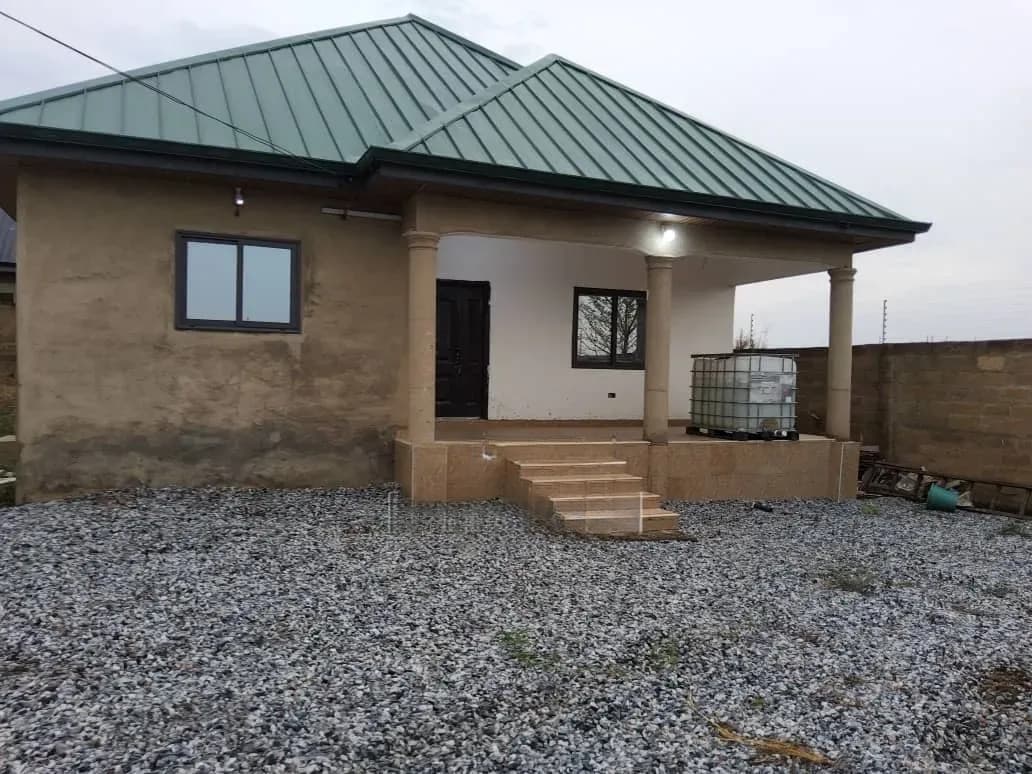 3bdrm House in Ben Properties, Ga East Municipal for sale - 3 bedroom House in Greater Accra, Ga East Municipal - Sale