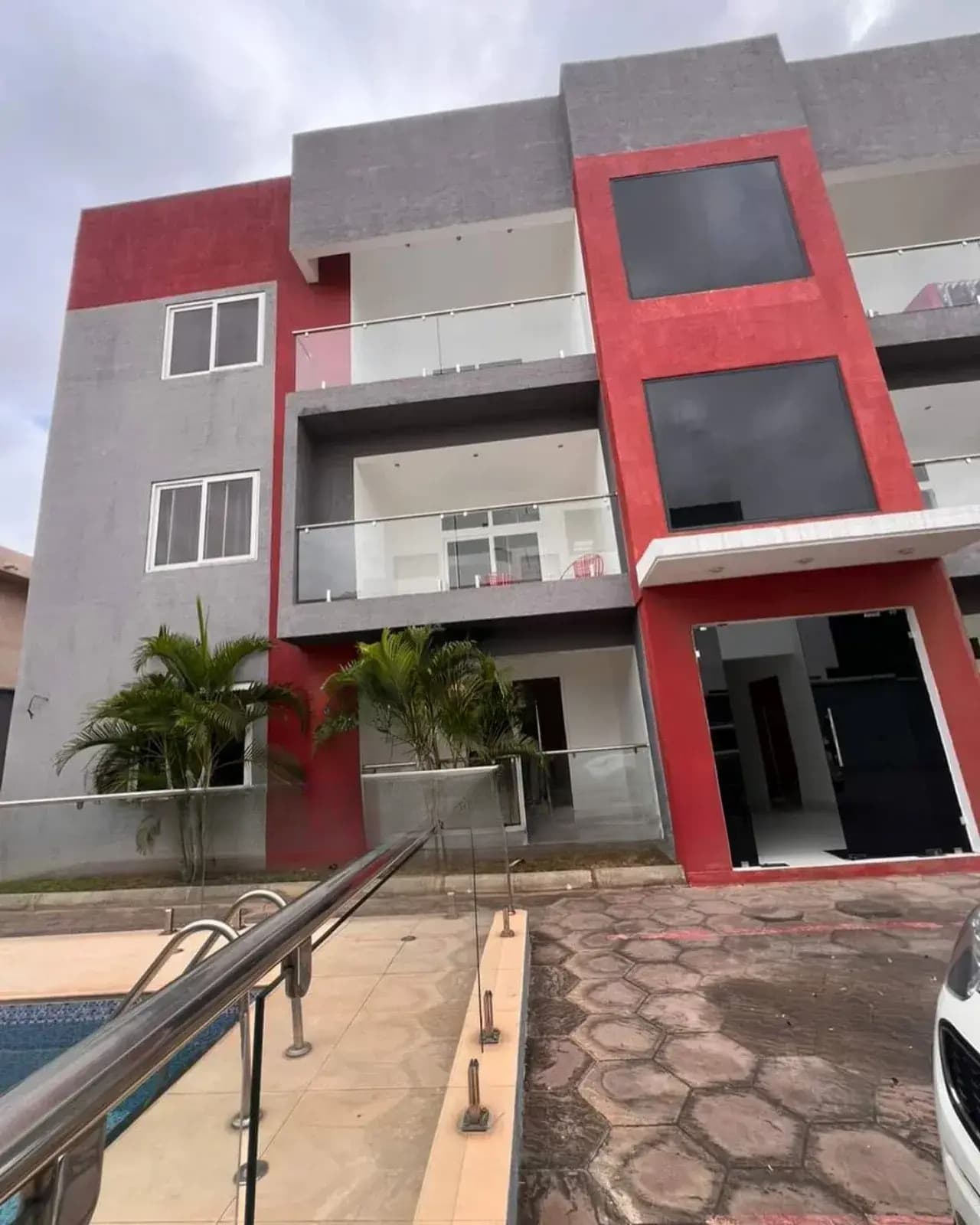Furnished 3bdrm Apartment in Seekers Realty., Cantonments for rent - 3 bedroom Apartment in Greater Accra, Cantonments - Rent