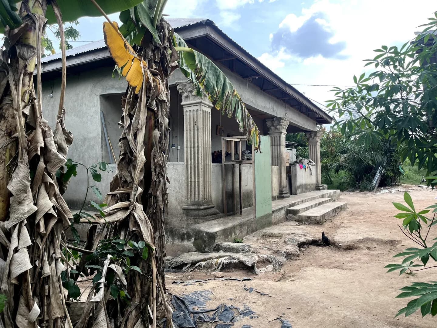 Furnished 5bdrm House in Ejisu-Juaben Municipal for sale - 5 bedroom House in Ashanti, Ejisu-Juaben Municipal, 15/09 - Sale