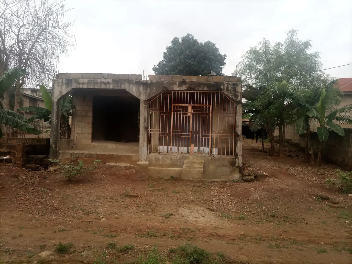 2bdrm House in Uncompleted House, Afigya-Kwabre for sale - 2 bedroom House in Ashanti, Afigya-Kwabre, 16/09 - Sale