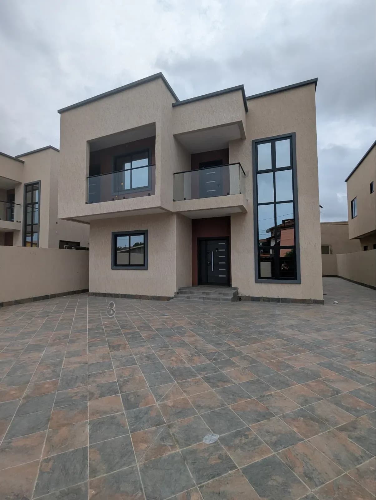 4bdrm House in Spintex Community 18, Manet Junction for sale - 4 bedroom House in Greater Accra, Spintex, Manet Junction - Sale