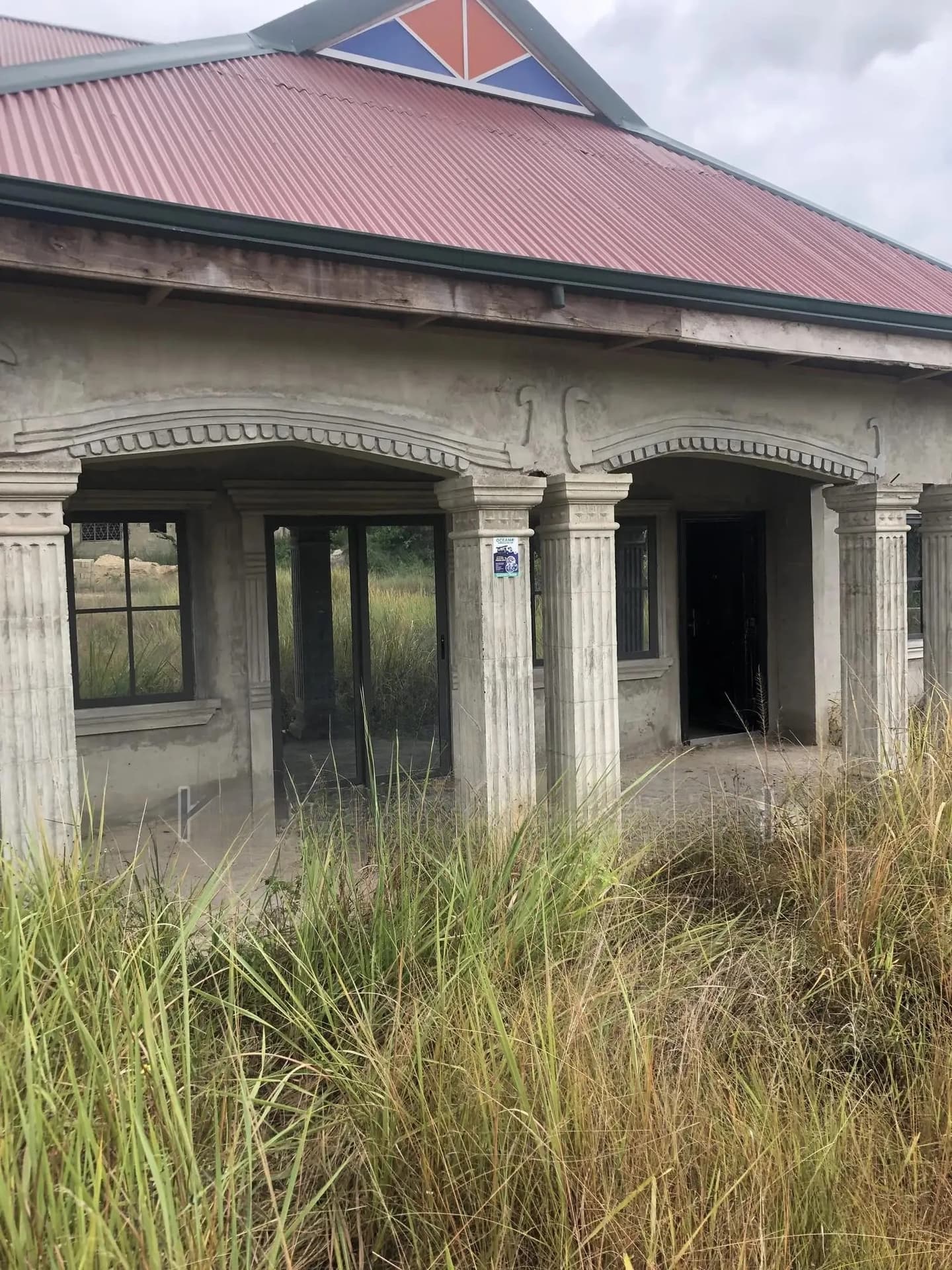 5bdrm House in Mark Estate At, Kumasi Metropolitan for sale - 5 bedroom House in Ashanti, Kumasi Metropolitan - Sale