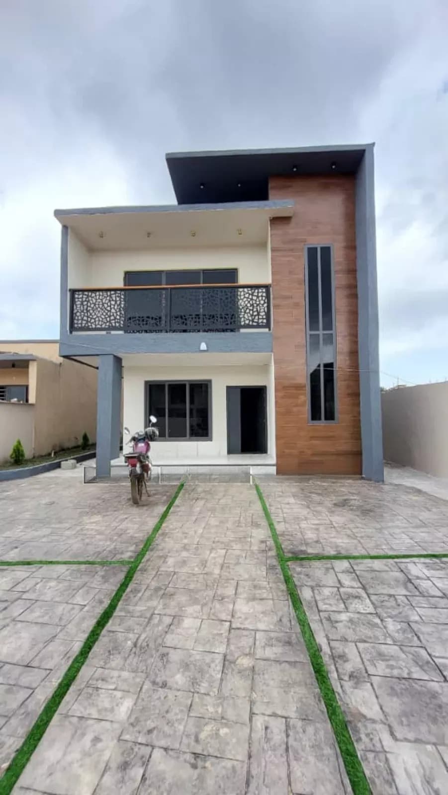 3bdrm House in Bortianor for sale - 3 bedroom House in Greater Accra, Weija, Bortiano - Sale
