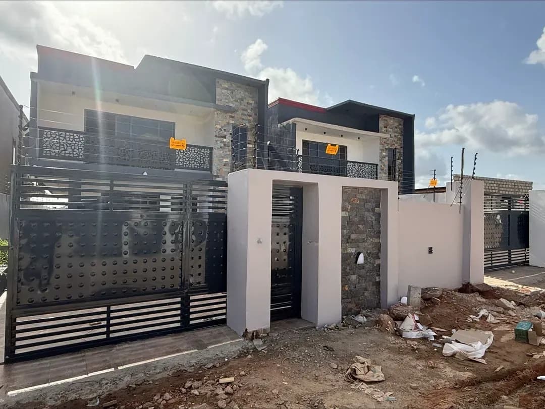 4bdrm House in Kent Homes, Bortiano for sale - 4 bedroom House in Greater Accra, Weija, Bortiano - Sale