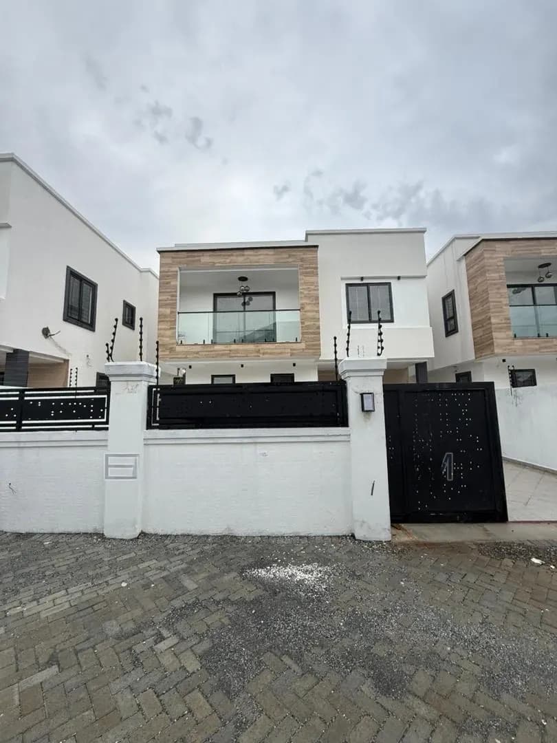 4bdrm House in Baatsona Total for sale - 4 bedroom House in Greater Accra, Spintex, Baatsona Total - Sale